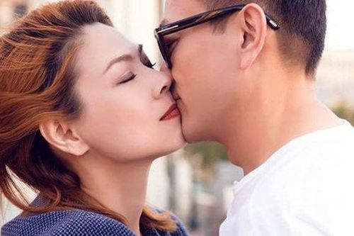 Bất ngờ tung tin ly hôn ông xã Việt kiều, 'Búp bê' Thanh Thảo lại phải đính chính