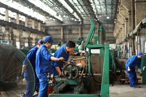 Vì sao doanh nghiệp chưa mặn mà với giãn thuế?
