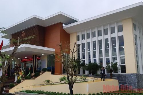 Vận động nộp hồ sơ trực tuyến phòng, chống dịch Covid-19