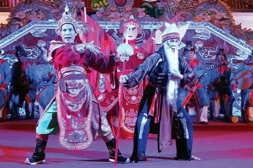 'Tuồng Huế ngàn xưa âm vọng'