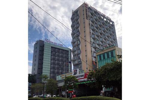 Rơi từ tầng 9, bé trai tử vong