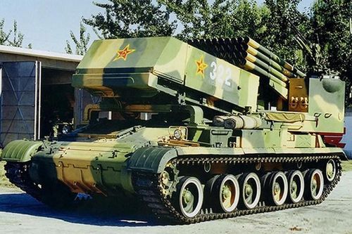 Lực lượng pháo phản lực Lục quân Trung Quốc có 'hàng nóng' gì đáng sợ?