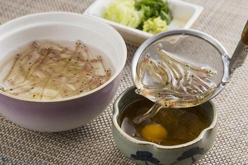 Loạt đặc sản ăn sống của Nhật Bản 'thách thức' du khách