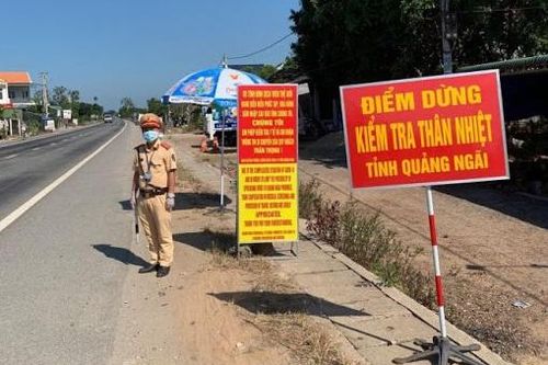 Quảng Ngãi: Lập 5 chốt kiểm tra y tế người dân vào tỉnh