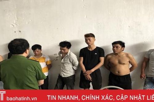 Khởi tố 7 con bạc sát phạt nhau tại nhà thờ họ ở Hà Tĩnh