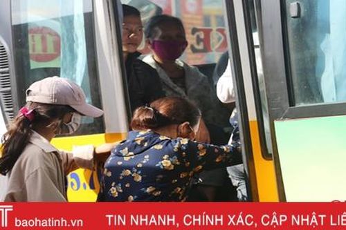 Cách ly, theo dõi 9 hành khách Hà Tĩnh trên chuyến xe Quảng Ngãi - Vân Đồn có trường hợp F1