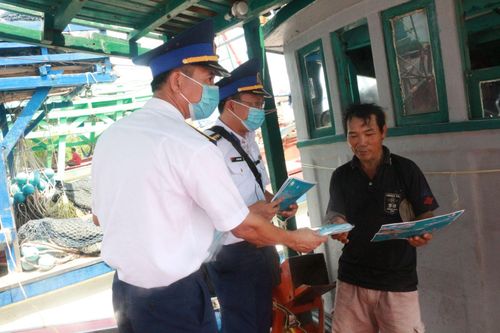 Ngăn chặn xuất nhập cảnh trái phép bằng đường biển