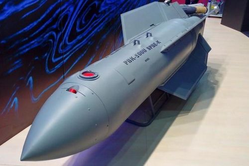 So sánh bom StormBreaker của Mỹ và Drel của Nga: Loại nào đáng sợ hơn?