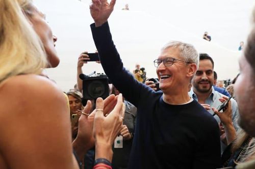 Vượt đại gia dầu mỏ, Apple lần đầu trở thành công ty giá trị nhất thế giới