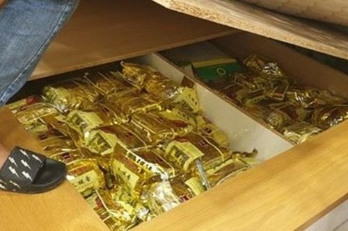 Triệt phá đường dây vận chuyển ma túy, thu giữ 76kg MTTH và 17.000 viên thuốc lắc