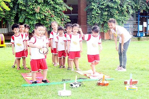 Khi con công nhân học trường… tiền tỷ