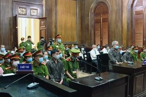 Phá rối an ninh, 8 đối tượng lãnh hơn 40 năm tù