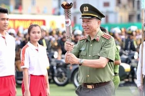 Khai mạc Đại hội khỏe 'Vì an ninh Tổ quốc' lần thứ VIII