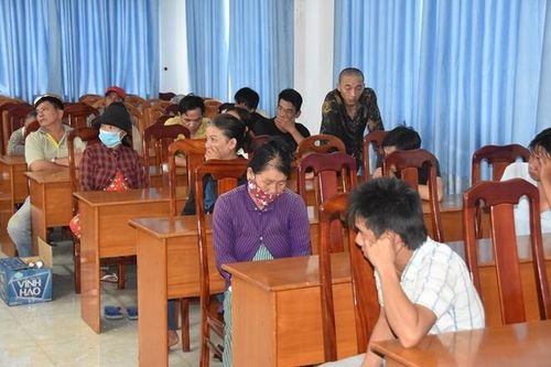 Triệt phá thành công tụ điểm đánh bạc 'khủng' trong rừng tràm