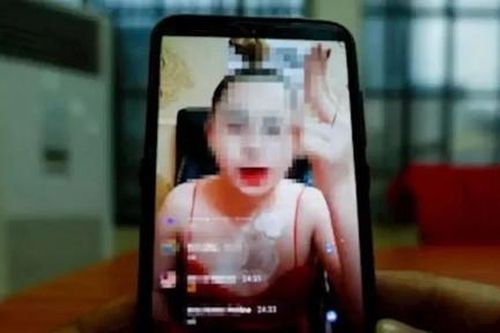 Dự luật cấm phụ nữ Campuchia mặc váy ngắn, áo xuyên thấu gây tranh cãi