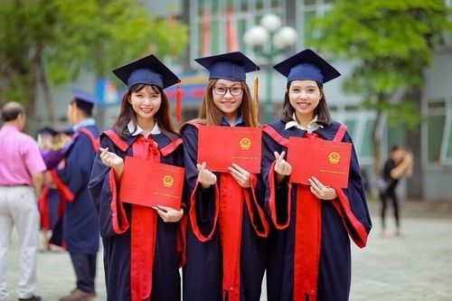 Hủy lễ tốt nghiệp vì COVID-19, Hiệu trưởng ĐH Sư phạm Đà Nẵng xin lỗi sinh viên