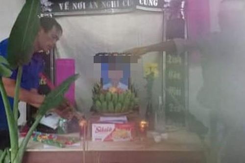 Hà Tĩnh: Đi cắt cỏ, người phụ nữ bị rắn độc cắn tử vong