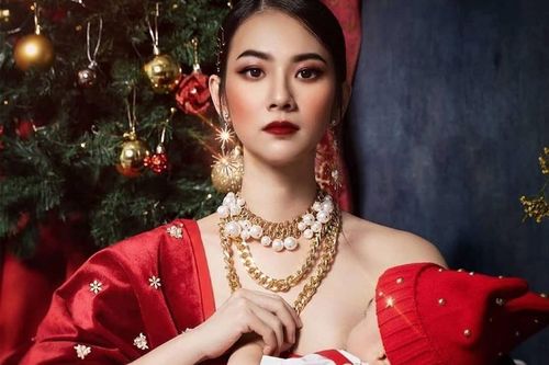 'Sao ảnh hở ngực được công khai, còn việc phụ nữ cho con bú thì không'