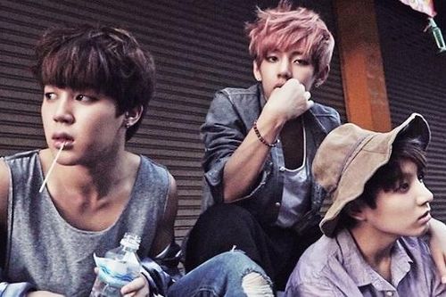 Dàn em út BTS đồng loạt khoe điệu bộ mới chuẩn 'trai hư', vũ đạo mới chăng?