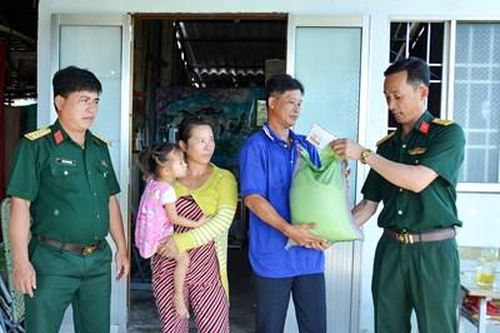Thơm thảo tấm lòng đồng đội