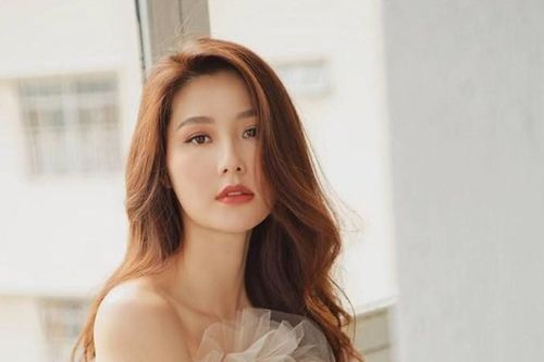 Diễm My 9X tự tin khoe mặt mộc sau một năm vất vả với 'Tình yêu và tham vọng'