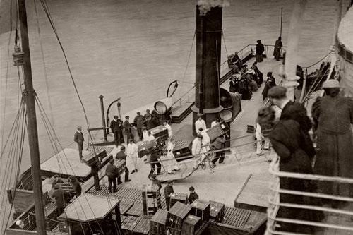 Những hình ảnh cuối cùng của tàu Titanic trước khi bị 'nhấn chìm' dưới đại dương