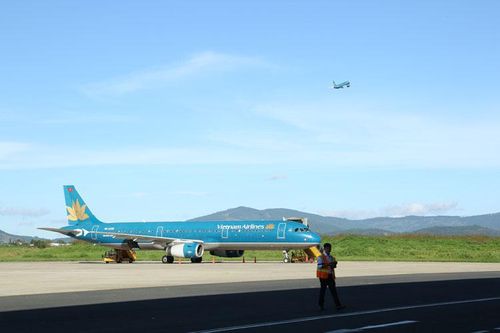 Vietnam Airlines tạm dừng khai thác các chuyến bay đến và đi từ Thanh Hóa và Vinh