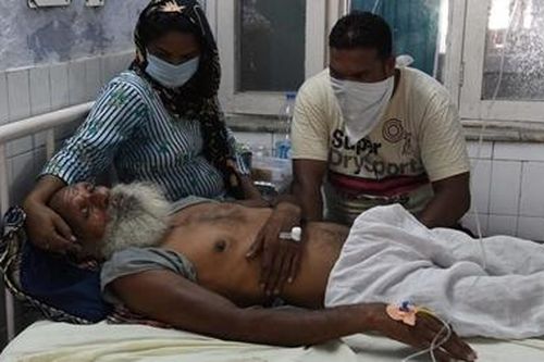 Uống rượu lậu, hơn 80 người thiệt mạng
