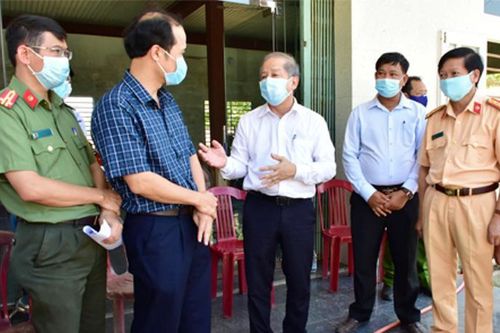 Chủ tịch tỉnh Thừa Thiên - Huế chỉ ra lỗ hổng trong khai báo y tế phòng COVID-19