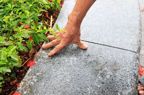 Cận cảnh đá lát vỉa hè hồ Hoàn Kiếm có độ bền và tính thẩm mỹ cao