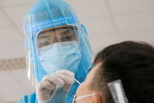 Những 'chiến sĩ' trên tuyến đầu chống dịch