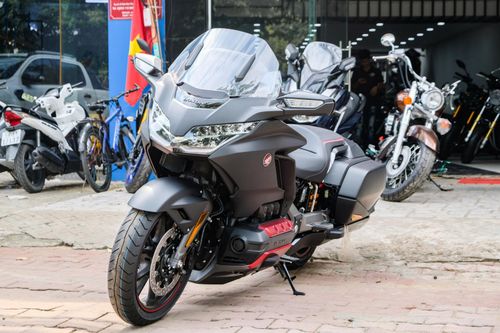 Chi tiết Honda Gold Wing F6B 2020 giá hơn 1 tỷ đồng tại Việt Nam