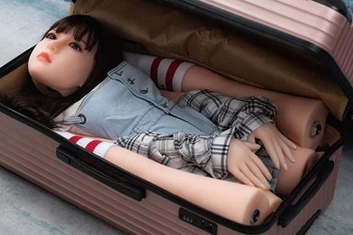 Australia thu giữ lượng lớn búp bê tình dục trẻ em