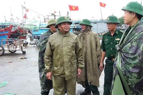 Hai người thiệt mạng do bão số 2