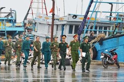 Xây dựng dân quân tự vệ biển vững mạnh