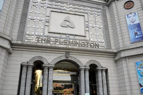 Soi tài chính Parkson trước khi bán TD Plaza 10 triệu đôla