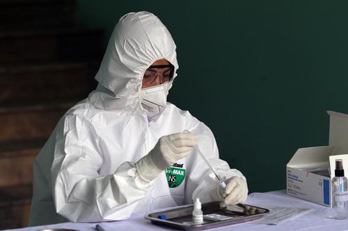 Hà Nội: 18.000 người chưa test nhanh Covid-19