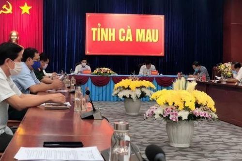 Bí thư Cà Mau đề nghị cài đặt ứng dụng bluezone để chống dịch Covid-19