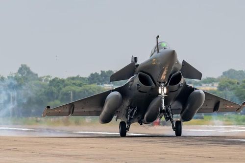 Chiến đấu cơ Trung Quốc có đấu được các tiêm kích Rafale Ấn Độ mới mua từ Pháp?