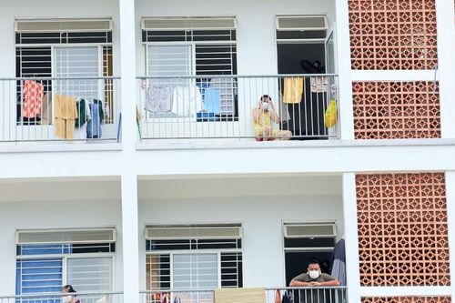 Nhịp sống trong các khu dân cư cách ly tại tâm dịch Đà Nẵng