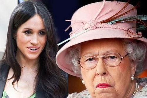 Chuyện Meghan bắt trợ lý Nữ hoàng phục tùng gây náo loạn cung điện, Harry bị bà nội dạy dỗ
