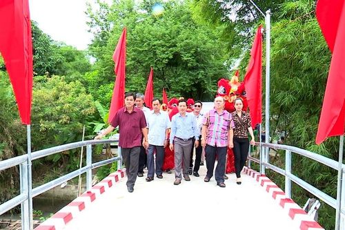 Các hoạt động từ thiện hỗ trợ người nghèo