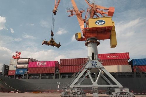Xuất nhập khẩu hàng hóa tháng 7 ước đạt 45 tỷ USD