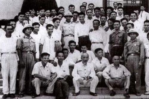 Công an nhân dân phát huy truyền thống vẻ vang