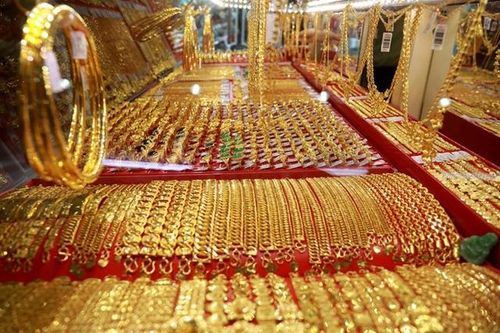 Đầu tuần, giá vàng tăng 200.000 đồng/lượng