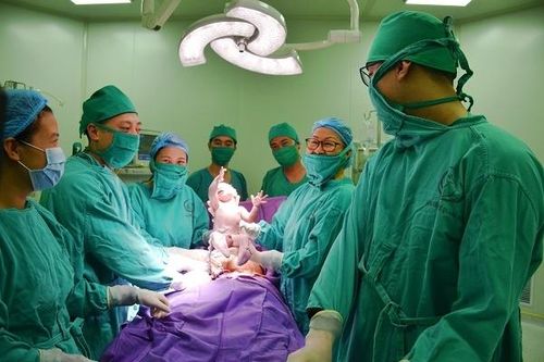 Để những đứa trẻ sinh ra khỏe mạnh từ cha mẹ mang gene tan máu bẩm sinh