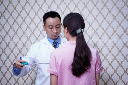Ám ảnh câu hỏi 'Tôi là nam hay nữ?' của cô gái lưỡng giới suốt 24 năm