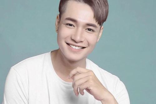 MC - Ca sĩ trẻ Bùi Phúc Anh: Nên xem lại những cuộc thi sắc đẹp