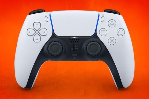 Bạn không nên mua tay cầm PlayStation 4 lúc này