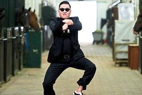 Vũ đạo hối lỗi, càng cua và nhảy ngựa của Kpop